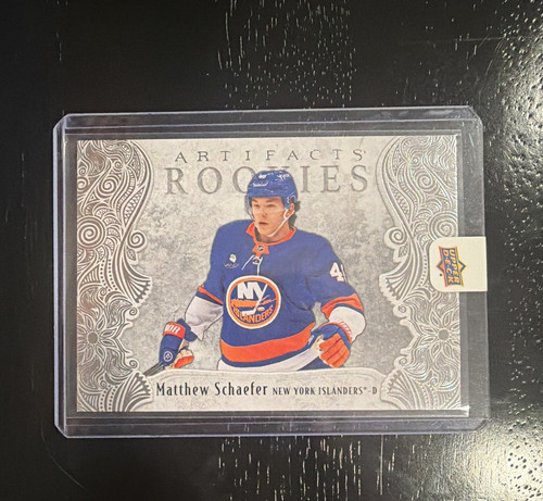 Matthew Schaefer [Red] #AR-MS 2025 SP Game Used Authentic Rookies card