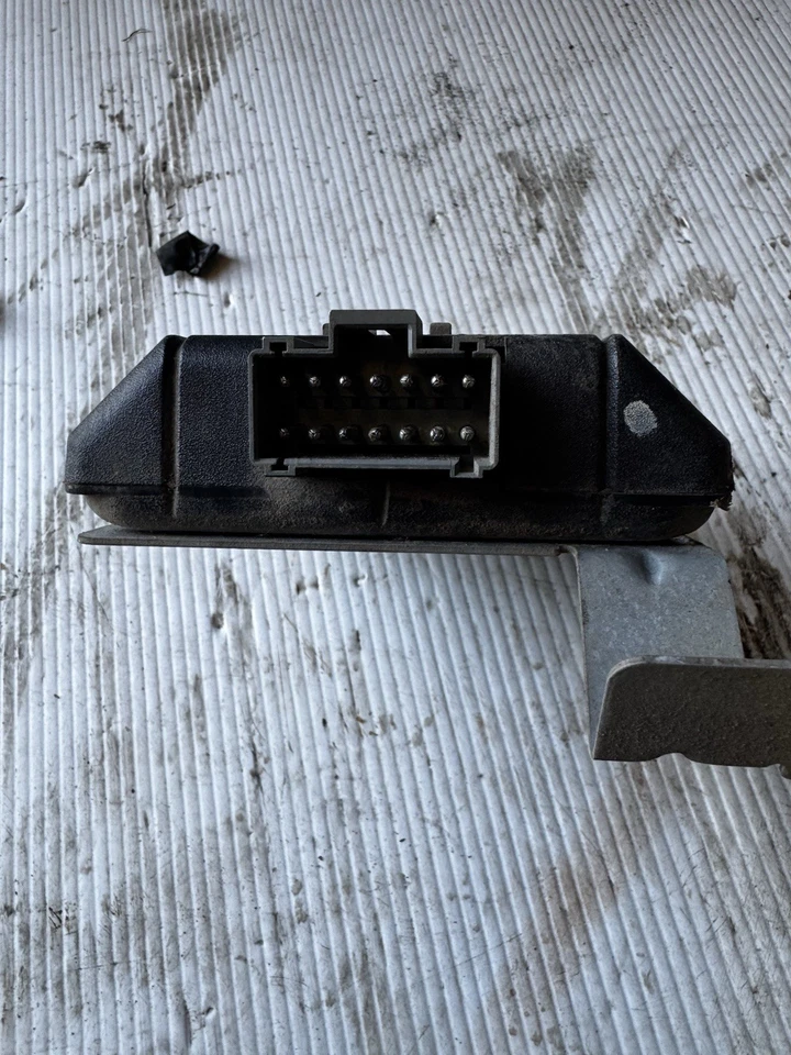 Модуль управления антиблокировочным тормозом 1994-1997 Dodge Ram 1500 2500 3500 56026812 - Изображение 4 из 4