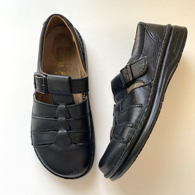 Footprints By Birkenstock 38 US 7 Madeira Black Leather Fisherman Sandal G2U