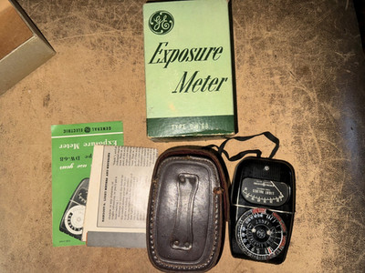 Vintage General Electric GE Light Exposure Meter camera case