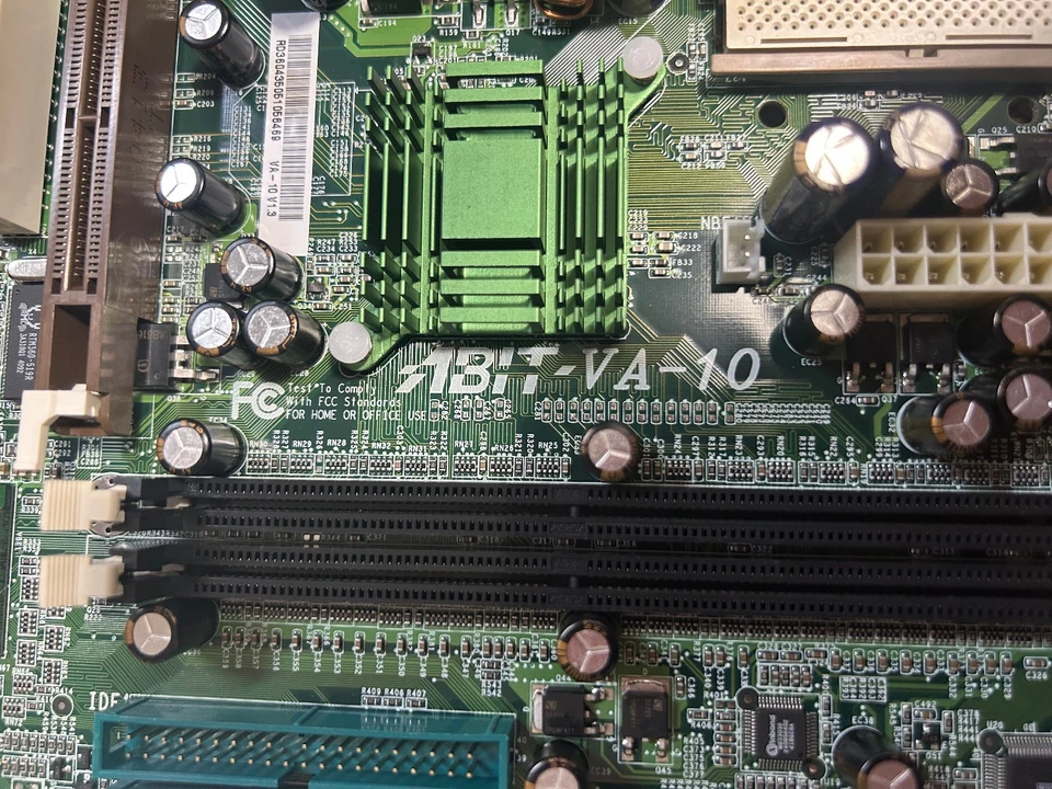 ABIT  VA-10 V1.3 Athlon XP Micro ATX socket 462 Win XP New - Image 2 of 4