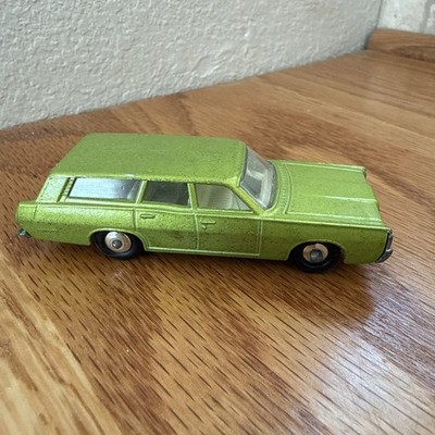 MINT Lesney Matchbox Series Superfast #55 73 Mercury Metallic Green Dogs A8-46