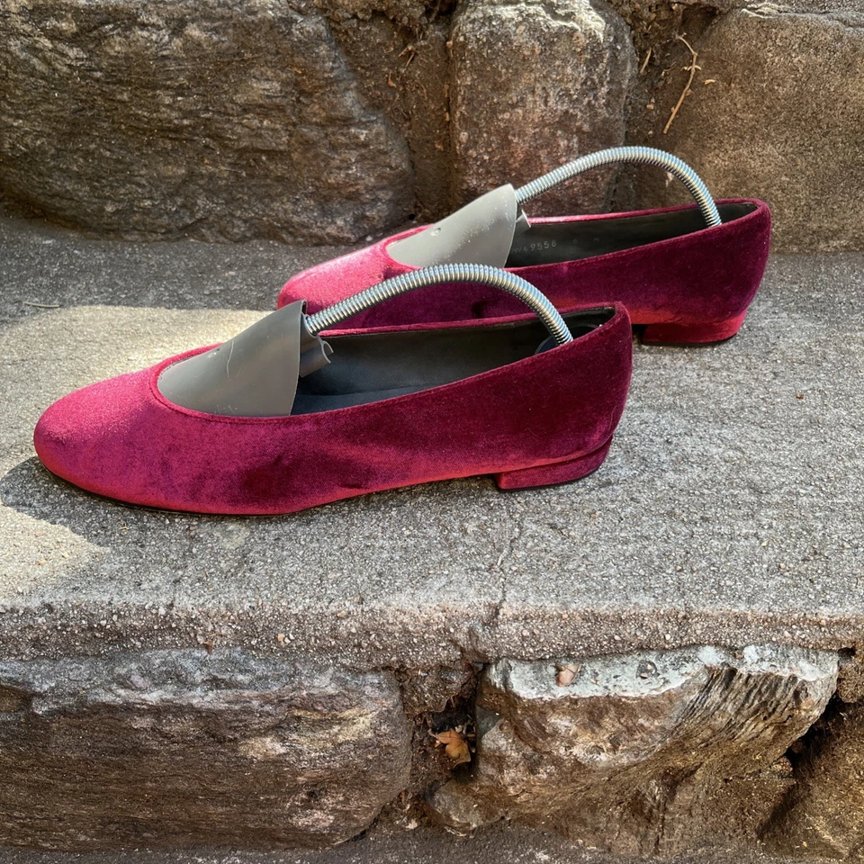 Stuart Weitzman Pisos Terciopelo Rojo Borgoña EE. UU. 8 M Foto 2 de 4