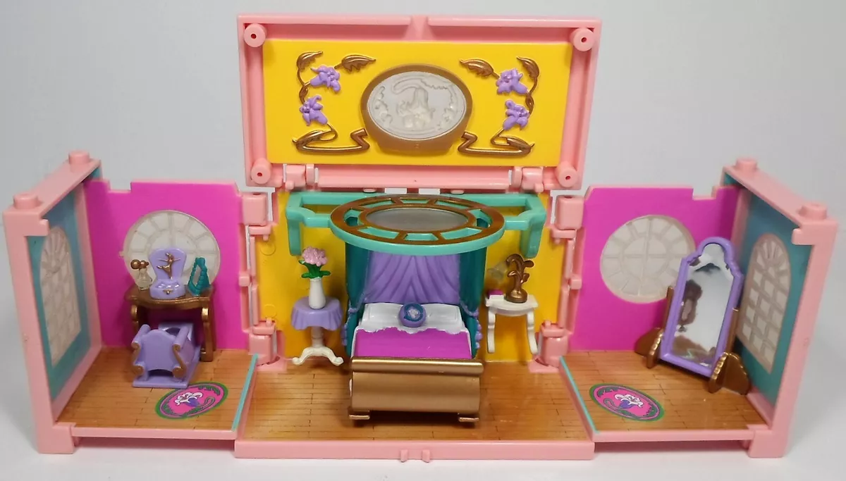 Polly Pocket: Polly's Beautiful Bedroom