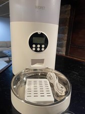 Pet Feeder