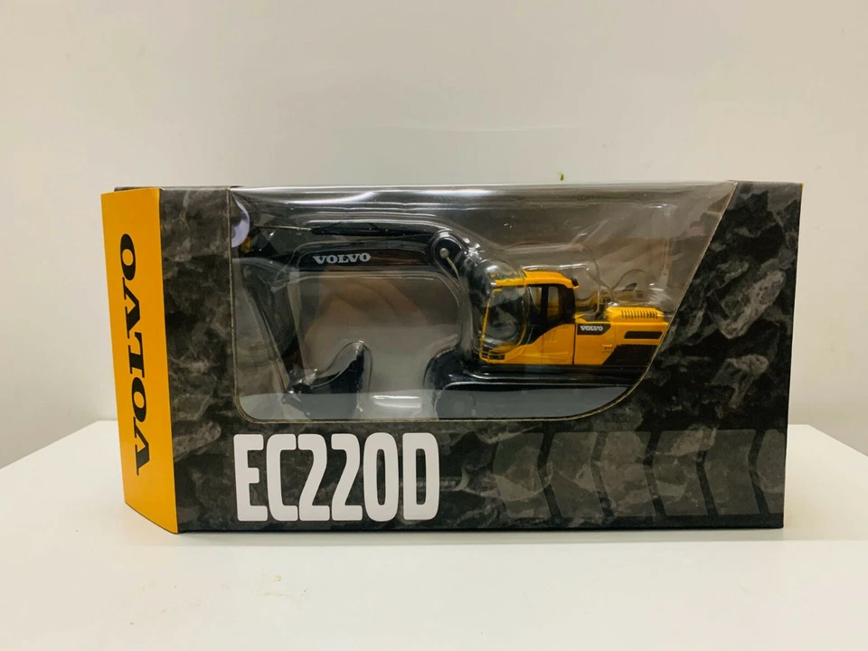 Volvo EC220D Crawler Excavator DieCast Model 1/50 Scale New in Original Box - Image 3 of 4