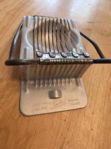 TALA Vintage 2 Way Egg Slicer Oval & Round Shape Made in England