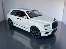 Rolls Royce Cullinan Diecast Scale 1:20 Collectors WHITE