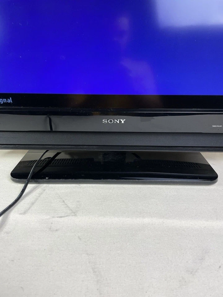 Sony Bravia KDL-26M4000 26 inch LCD TV Flat Screen Television HDMI - Image 4 of 4