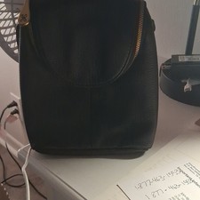 HOBO Black Pebbled Shoulder Bag Gold Hardware Zipper Accents