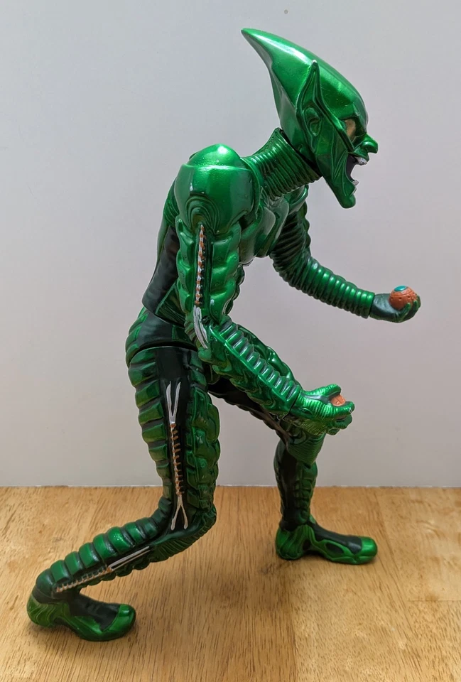 Figura de acción ToyBiz Marvel Spider-Man película de colección 2002 Duende Verde 12" Foto 3 de 4