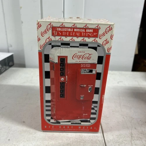VINTAGE COCA-COLA ENESCO 1999 Music Mechanical Diecast Vending Machine Coin Bank