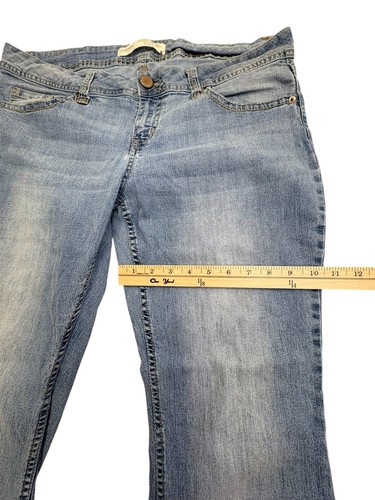 No Boundaries Flared Women's Size 17 Jeans Retro Style - Picture 12 of 14