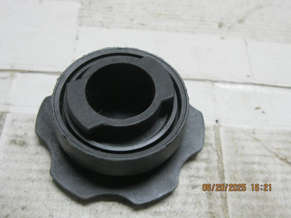 Engine Oil Filler Cap Stant SO 87 Foto 3 de 4