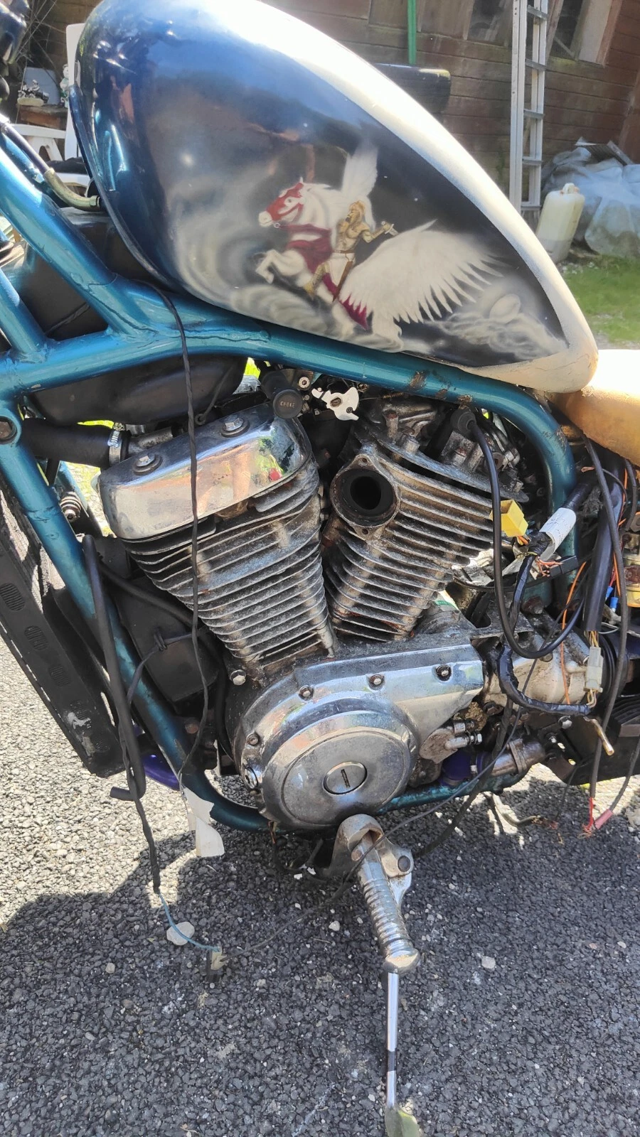 Suzuki vs Intruder 750 Project V5 bobber chopper - Picture 5 of 9