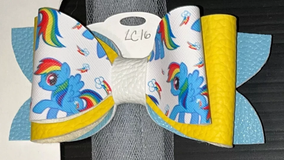 Moño de pelo de cuero sintético hecho a mano con personaje de My Little Pony Foto 2 de 4