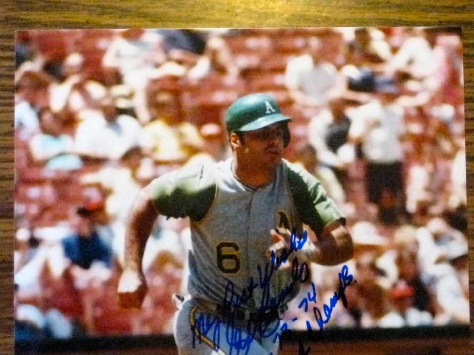 FOTO AUTOGRAFIADA DE SAL BANDO 8X10 MLB OAKLAND CAMPEONES DE ATLETISMO MILWAUKEE BREWERS Foto 3 de 4