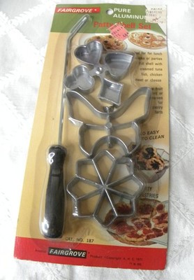FAIRGROVE Vintage Pure Aluminum Patty Shell Set Butterfly Flower Heart Club NOS