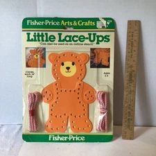 Fisher Price Arts And Crafts 1980 Little Lace-Ups Bear 728  NEW
