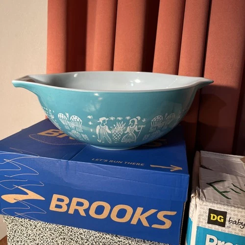 Vintage Pyrex 444 4 Qt Amish Butterprint Turquoise Cinderella Mixing Bowl