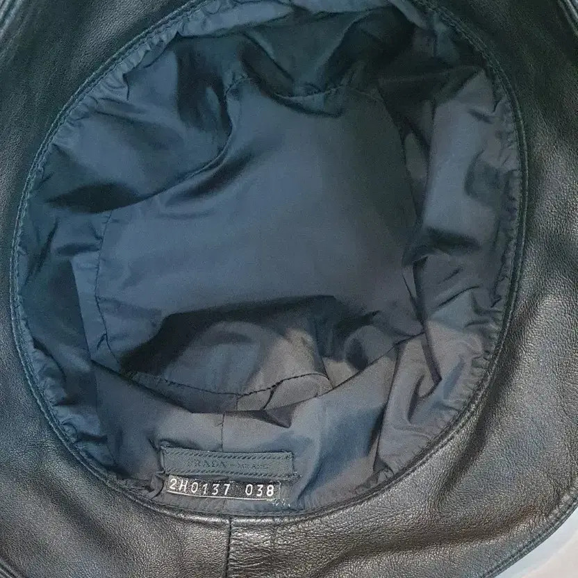Prada Authentic Black Leather Bucket Hat Cap thumbnail 4