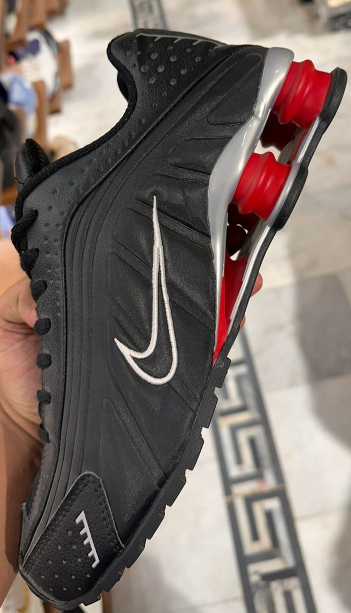 Size 10 Nike Shox R4 Retro 2019 Comet Red for sale online