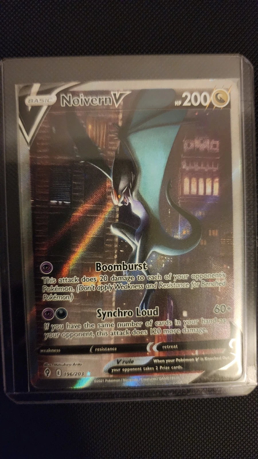 Noivern V 196/203 SWSH07 Evolving Skies Ultra Rare Full Art Holo English