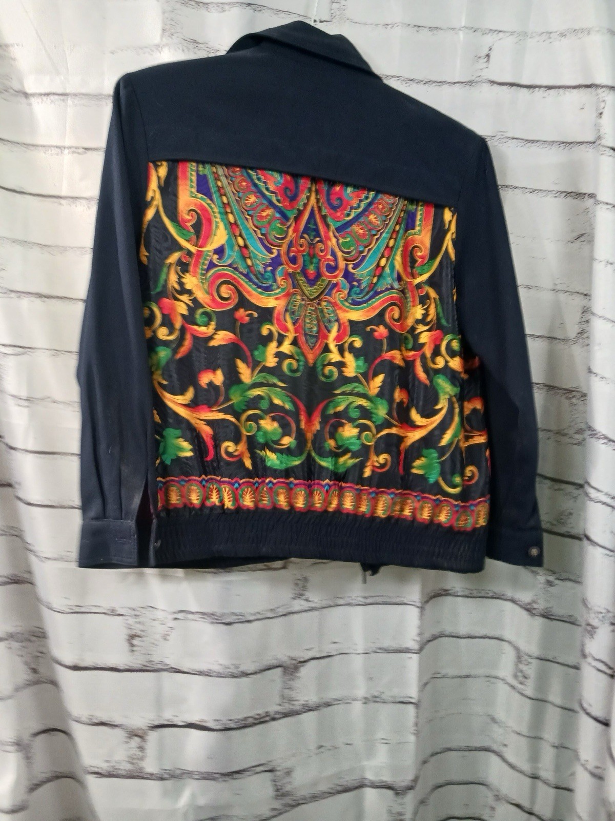 VTG Jacket Mesmerize Size Medium - image 3