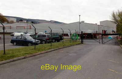 Foto 6x4 Eingang zur Prysmian Fabrik in Trecynon Aberdare aus dem c2014