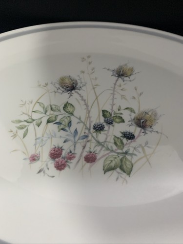 Royal Albert Wild Briar Country Garden 13" Oval Serving Platter - Picture 10 of 10