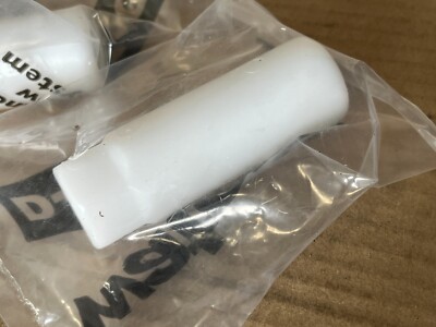 Wattera, Standard Flow Systems, D-25, **Lot of 13