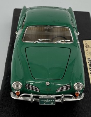 ROAD LEGENDS 1966 VOLKSWAGEN KARMANN-GHIA COLLECTION DIECAST MODEL