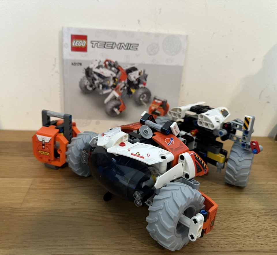 LEGO Technic 42178 Surface Space Loader, photo 1 of 5