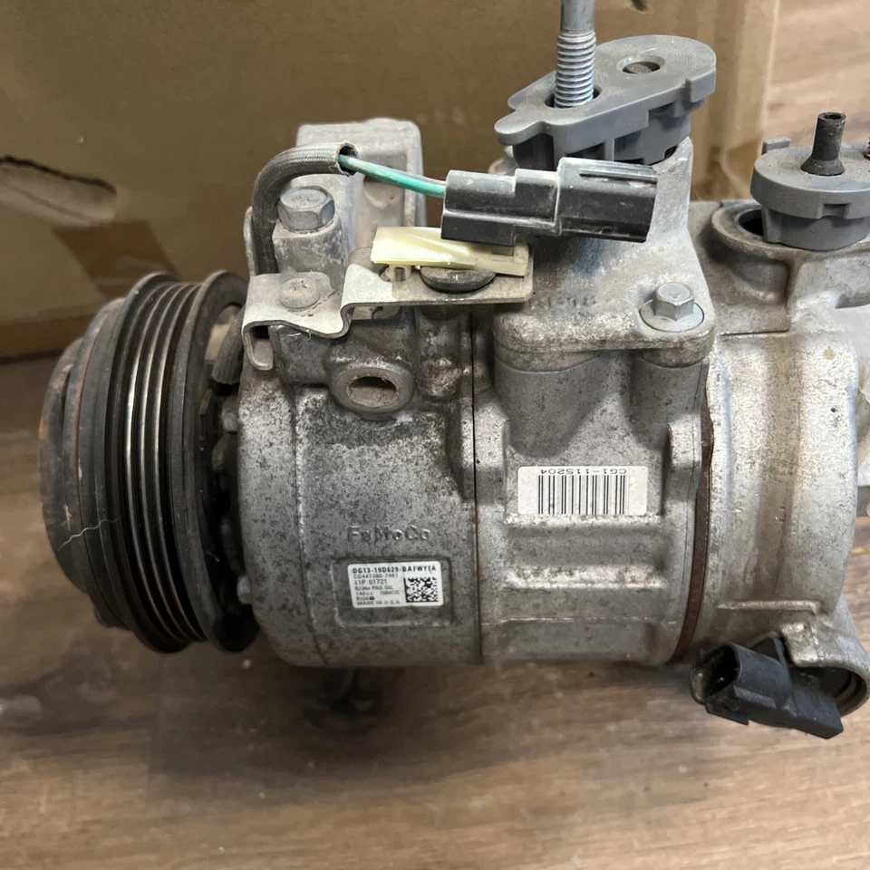 Compressor AC usado serve para: 2013 Ford Explorer 2.0 grau A - Imagem 3 de 4