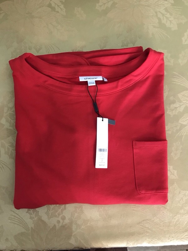 Chico’s Zenergy Relaxed SS Lipstick Red Top & Matching Shorts - Size 3 - NWT