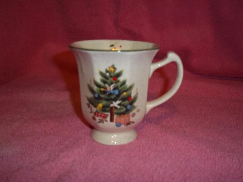 Vintage Mikasa Christmas Tree Mug Happy Holidays NY101 Japan GB