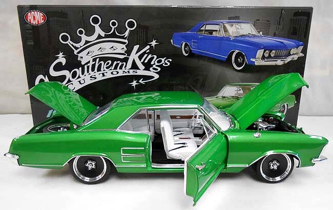 BUICK 1964 RIVIERA GREEN SOUTHERN KING CUSTOM CRUISER 1/18 BUICK 1964 RIVIERA GREEN SOUTHERN KING CUSTOM CRUISER 1/18