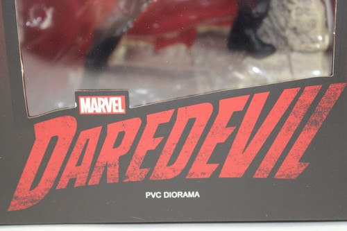Marvel Daredevil PVC Diorama 9" Exclusive Statue NIB Diamond Toys Gallery - Picture 7 of 20