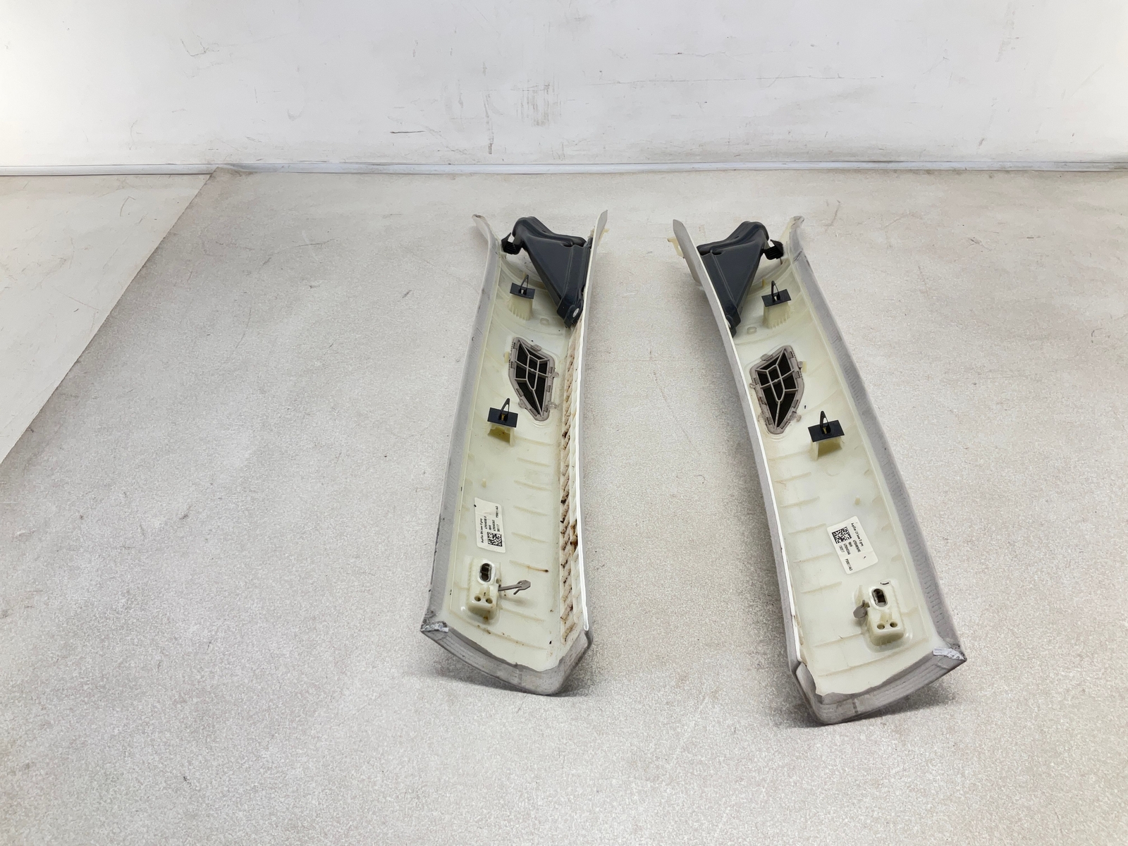 17-20 MASERATI Levante Interior Front Left & Right A-Pillar Trim CM