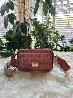 Michael Kors Bradshaw Medium Pocket Camera Jacquard Crossbody - Cinnamon