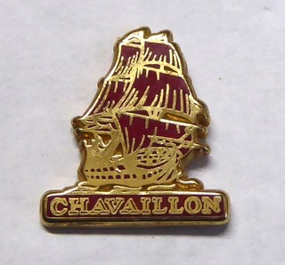 Pin's Arthus Bertrand " Chavaillon " bateau voilier 15
