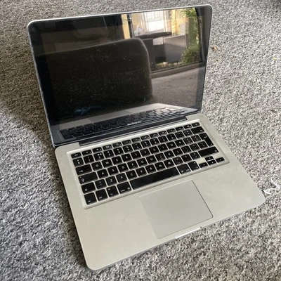 MacBook Pro 13 Inch A1278 2010 Working No Hard Drive No Superdrive Good Screen - Image 1 of 4