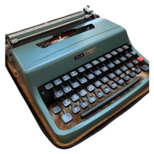Olivetti Lettera 32 Manual Typewriter w/ Case For Parts Spain Vintage thumbnail