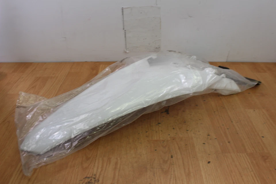 Guardabarros trasero KTM 250 SX ACERBIS 2011-14 (blanco) Z Foto 4 de 4