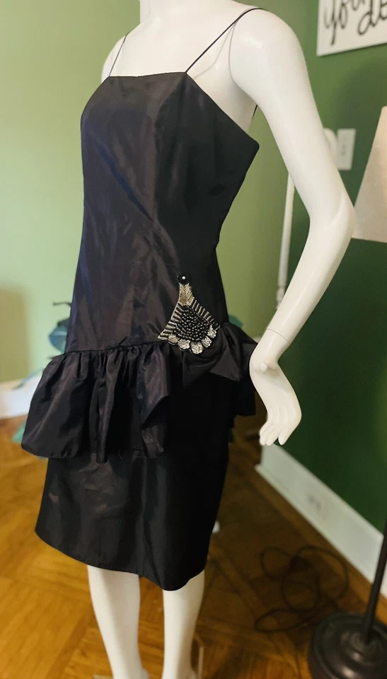 Vestido sin Mangas Vintage Hecho en EE. UU. Adornado Peplum 70 80 90s ROB HILL Fiesta 40/30 Foto 2 de 4