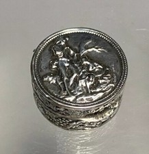 Portapillole in argento 800 scenografico italiano