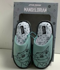 baby yoda men's slippers