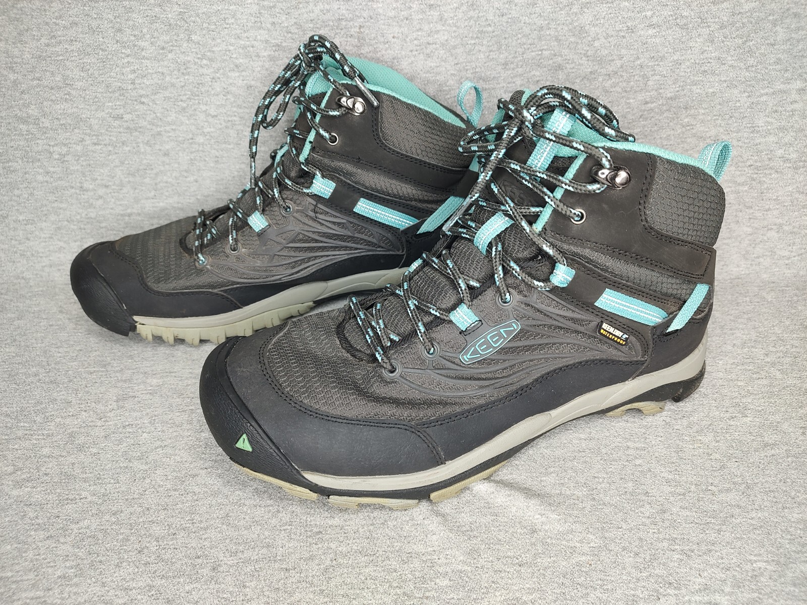 Stivali da trekking KEEN Saltzman impermeabili medi Keen Dry grigi da donna taglia 11