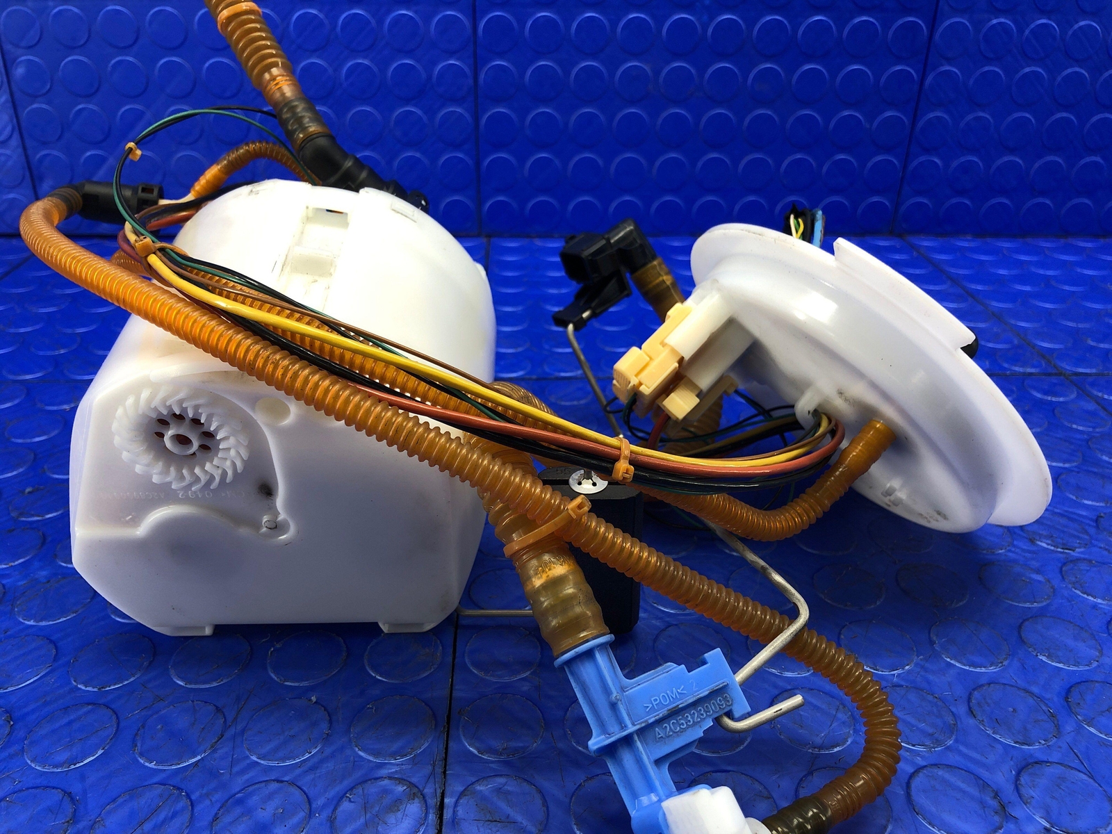 2019 2020 BMW M850I OEM 4.4L TANK MOUNTED FUEL PUMP 16119429648 | eBay 