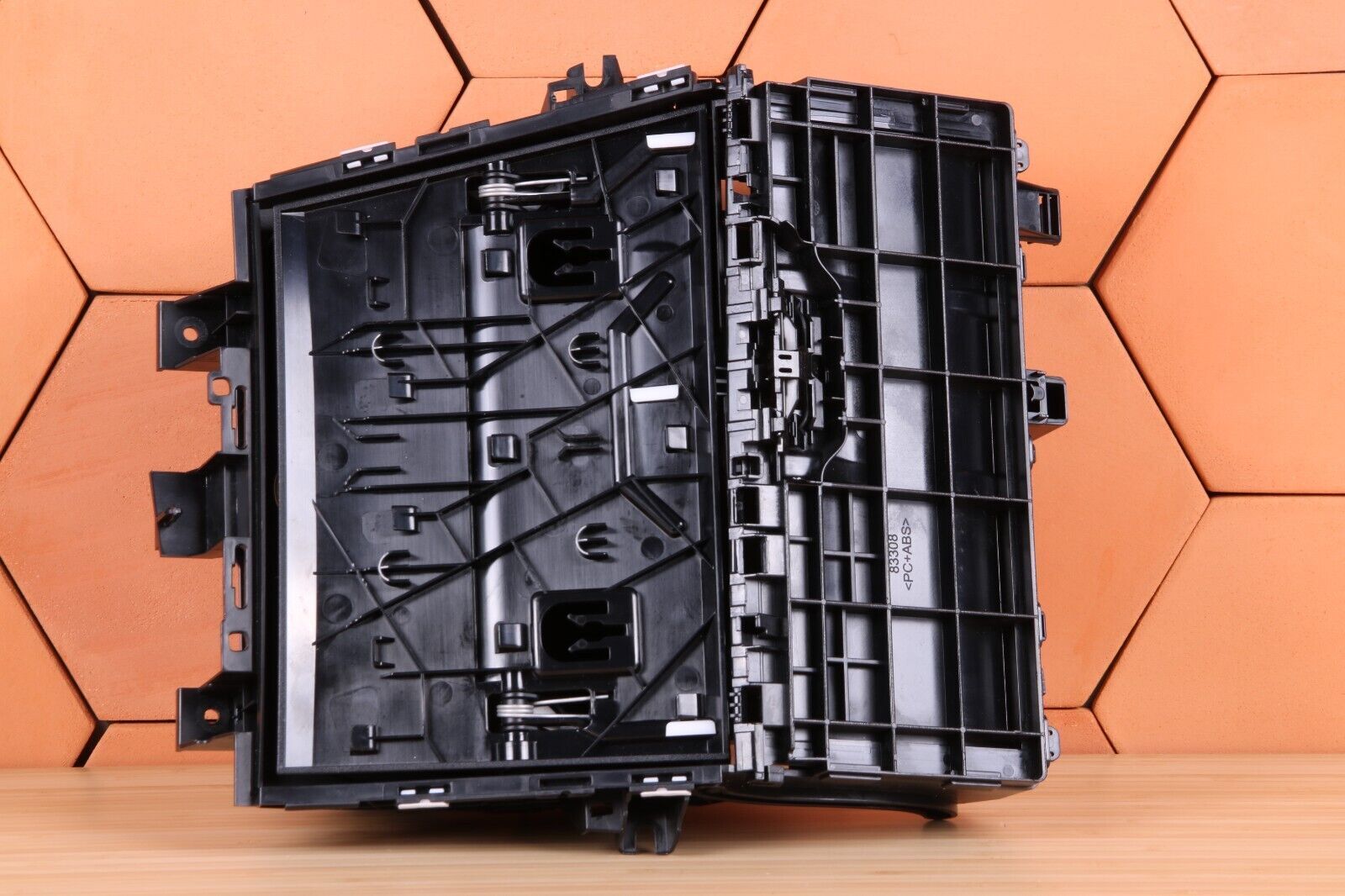 BMW G20 G21 G22 G23 CENTER CONSOLE CUP HOLDER STORAGE COMPARTMENT LHD